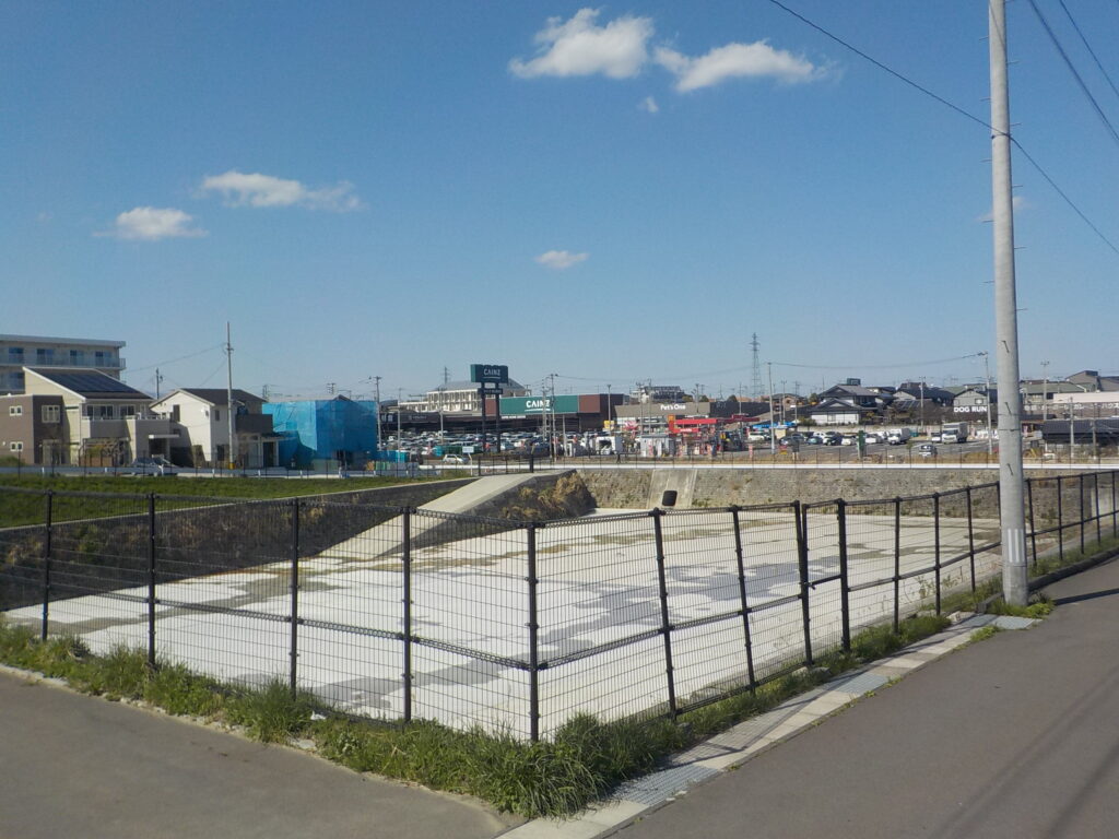 洪水調整池改修工事(愛宕川水系富田東３号調整池)